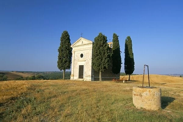 Vitaleta chapel near Pienza, Val d Orcia, Siena province, Tuscany, Italy, Europe