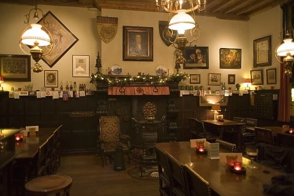 The Vlissinghe cafe, Flemish bar built in 1515 and used by Van Dyck, Blekerstraat