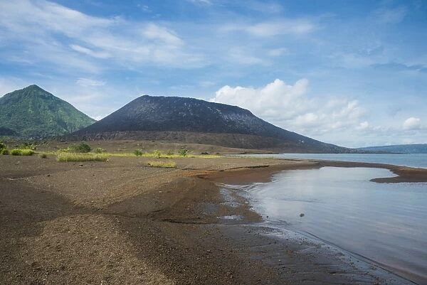 Volcano Tavurvur, Rabaul, East New Britain, Papua New Guinea, Pacific