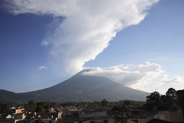 Volcano, Vulcan Agua, Antigua, Guatemala, Central America