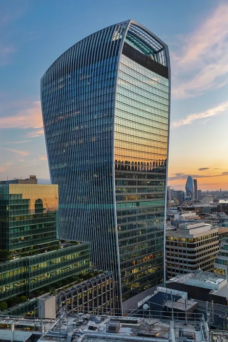 Framed Print : Walkie Talkie building, London, England Framed Print : Walkie Talkie building, London, England