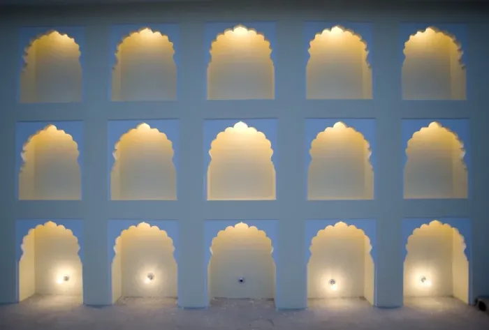 Framed Print : Wall with arches lit, one light bulb missing, Jaipur, Rajasthan, India, Asia Framed Print : Wall with arches lit, one light bulb missing, Jaipur, Rajasthan, India, Asia