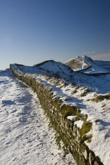 Framed Print : The wall snaking west from Housesteads Wood, Hadrians Wall, UNESCO World Heritage Site Framed Print : The wall snaking west from Housesteads Wood, Hadrians Wall, UNESCO World Heritage Site
