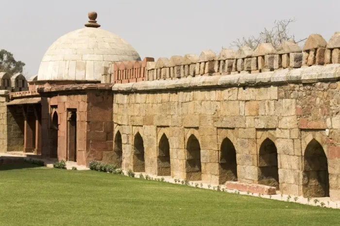Framed Print : The walls which surround the Mausoleum of Ghiyas-ud-Din Tughluq at Tughluqabad in Delhi Framed Print : The walls which surround the Mausoleum of Ghiyas-ud-Din Tughluq at Tughluqabad in Delhi