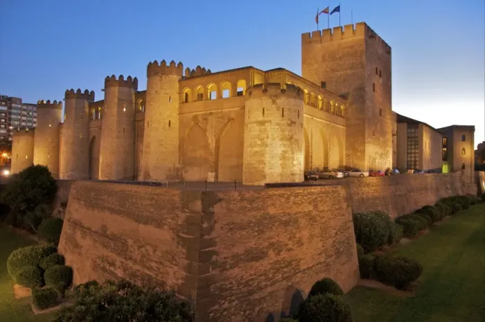 Framed Print : Walls and towers at night of the Aljaferia Palace, dating from the 11th century, Saragossa (Zaragoza), Aragon, Spain, Europe Framed Print : Walls and towers at night of the Aljaferia Palace, dating from the 11th century, Saragossa (Zaragoza), Aragon, Spain, Europe
