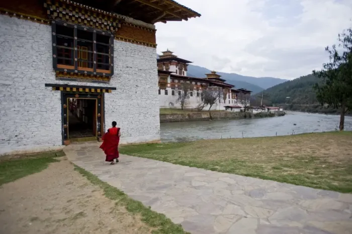Framed Print : Wangdi Dzong Monastery, Bhutan, Asia Framed Print : Wangdi Dzong Monastery, Bhutan, Asia