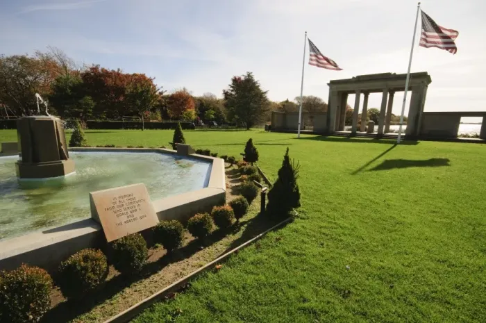 Framed Print : War Memorial, Southampton, the Hamptons, Long Island, New York State, United States of America Framed Print : War Memorial, Southampton, the Hamptons, Long Island, New York State, United States of America