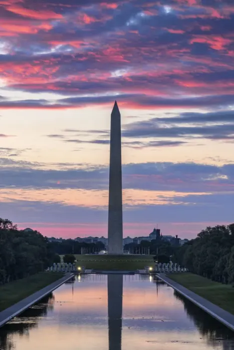 Framed Print : The Washington Monument and Reflecting Pool at sunrise, National Mall, Washington DC, United States of America, North America Framed Print : The Washington Monument and Reflecting Pool at sunrise, National Mall, Washington DC, United States of America, North America
