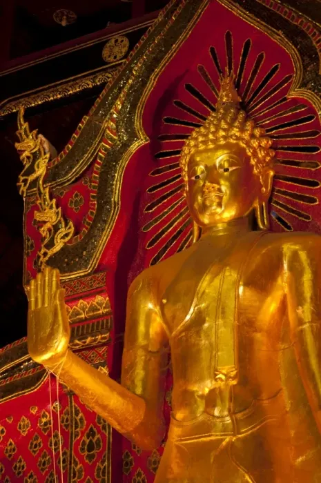 Framed Print : Wat Chedi Luang, Chiang Mai, Chiang Mai Province, Thailand, Southeast Asia, Asia Framed Print : Wat Chedi Luang, Chiang Mai, Chiang Mai Province, Thailand, Southeast Asia, Asia