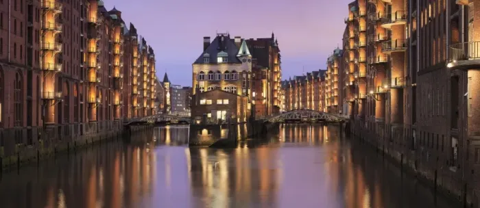 Framed Print : Water castle (Wasserschloss), Speicherstadt, Hamburg, Hanseatic Citiy, Germany, Europe Framed Print : Water castle (Wasserschloss), Speicherstadt, Hamburg, Hanseatic Citiy, Germany, Europe