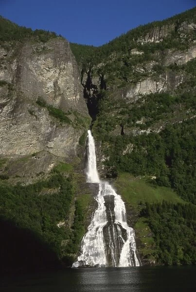 Waterfall, Geirangerfjord, UNESCO World Heritage Site, Norway, Scandinavia, Europe