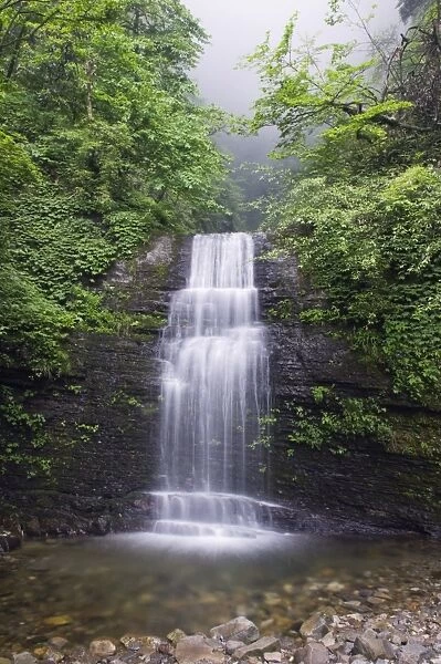 A waterfall at Mount Emei Shan, UNESCO World Heritage Site, Sichuan Province, China, Asia