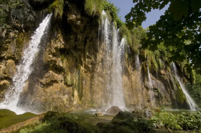 Framed Print : Waterfalls in the Plitvice Lakes National Park, UNESCO World Heritage Site Framed Print : Waterfalls in the Plitvice Lakes National Park, UNESCO World Heritage Site