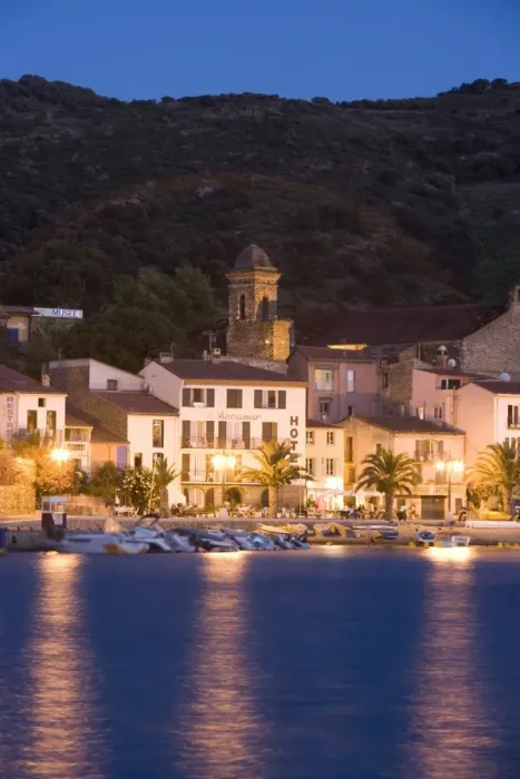 Framed Print : Waterfront, evening light, Collioure, Pyrenees-Orientales, Languedoc, France, Europe Framed Print : Waterfront, evening light, Collioure, Pyrenees-Orientales, Languedoc, France, Europe
