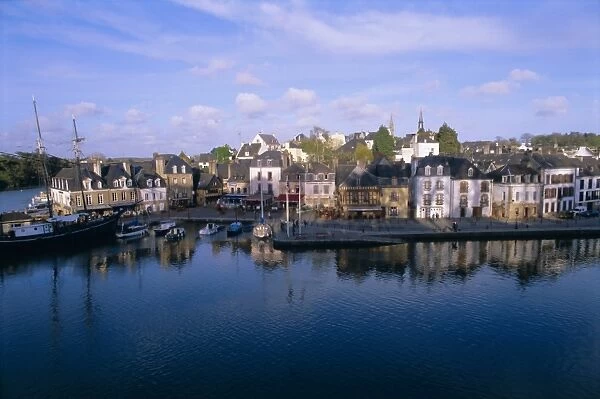 Waterfront and port area of Saint Goustan (St. Goustan), town of Auray