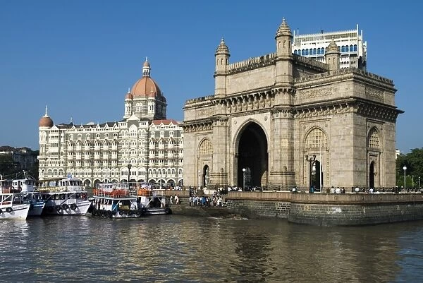 Waterfront with Taj Mahal Palace and Tower Hotel and Gateway of India, Mumbai (Bombay), Maharashtra, India, Asia