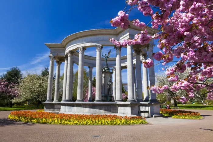 Framed Print : Welsh National War Memorial, Alexandra Gardens, Cardiff, Wales, United Kingdom, Europe Framed Print : Welsh National War Memorial, Alexandra Gardens, Cardiff, Wales, United Kingdom, Europe