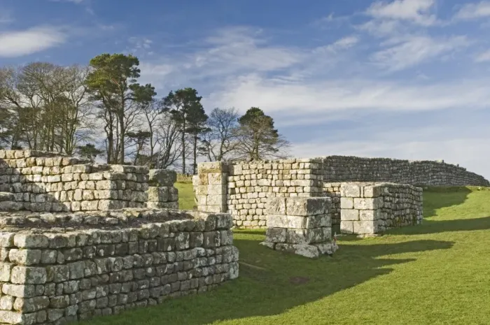 Framed Print : West gate of Housesteads Roman Fort, Hadrians Wall, UNESCO World Heritage Site Framed Print : West gate of Housesteads Roman Fort, Hadrians Wall, UNESCO World Heritage Site