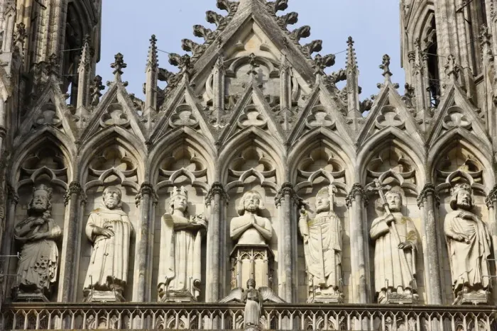 Framed Print : West front of Reims cathedral, UNESCO World Heritage Site, Reims, Marne, France, Europe