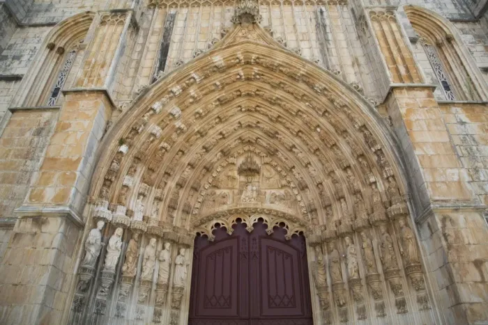 Framed Print : Detail above western door, The Dominican Abbey of Santa Maria da Vitoria, UNESCO Framed Print : Detail above western door, The Dominican Abbey of Santa Maria da Vitoria, UNESCO