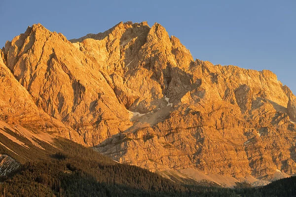 Wettersteingebirge and Zugspitze Mountains at sunset, near Grainau, Werdenfelser Land range