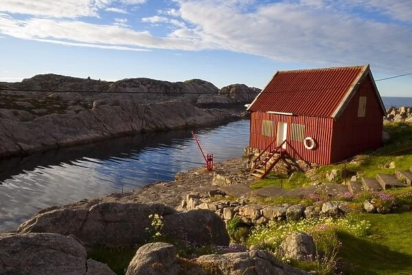 Wharf and shed, Lindesnes Fyr Lighthouse, Lindesnes, Vest-Agder, Norway, Scandinavia, Europe