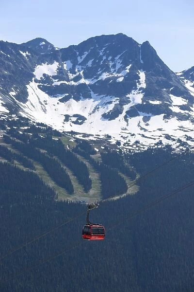 Whistler Blackcomb Peak 2 Peak Gondola, Whistler, British Columbia, Canada, North America