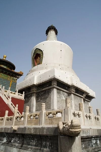The White Pagoda, Beihai Park, Xicheng District, Beijing, China, Asia