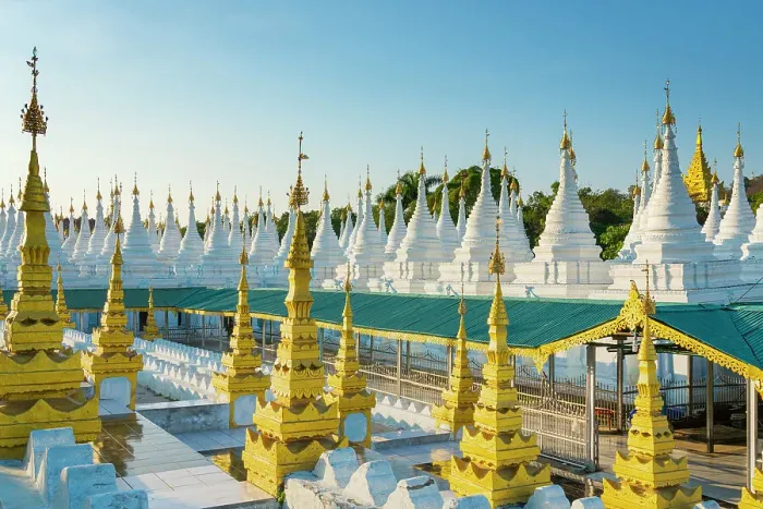Framed Print : White pagodas at Sanda Muni pagoda, Mandalay, Myanmar (Burma), Asia Framed Print : White pagodas at Sanda Muni pagoda, Mandalay, Myanmar (Burma), Asia