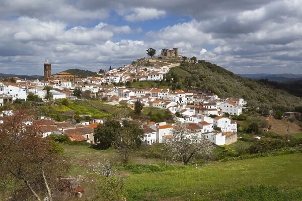 White pueblo and 13th century castillo, Cortegana, Parque Natural Sierra de Aracena y picos de Aroche, Huelva, Andalucia, Spain, Europe