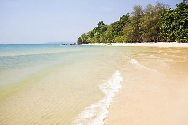 White sand and shallow sea, Tubkaak Beach, near Krabi Town, Krabi, Thailand, Southeast Asia