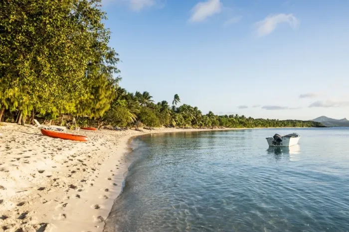 Framed Print : White sandy beach, Oarsman Bay, Yasawas, Fiji, South Pacific, Pacific Framed Print : White sandy beach, Oarsman Bay, Yasawas, Fiji, South Pacific, Pacific