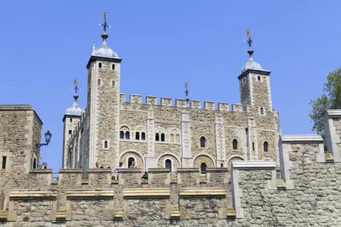 Framed Print : The White Tower, Tower of London, UNESCO World Heritage Site, London, England, United Kingdom, Europe Framed Print : The White Tower, Tower of London, UNESCO World Heritage Site, London, England, United Kingdom, Europe