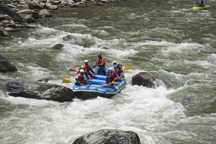 Framed Print : White water rafting on the Bhote Kosi River, Kathmandu Valley, Nepal, Asia Framed Print : White water rafting on the Bhote Kosi River, Kathmandu Valley, Nepal, Asia