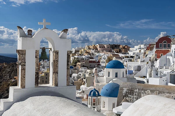 Whitewashed church, Oia, Santorini, Cyclades, Greek Islands, Greece, Europe