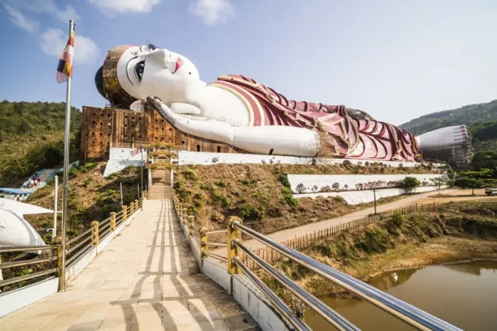 Framed Print : Win Sein Taw Ya 180m Reclining Buddha, the largest Buddha Image in the world, Mudon Framed Print : Win Sein Taw Ya 180m Reclining Buddha, the largest Buddha Image in the world, Mudon