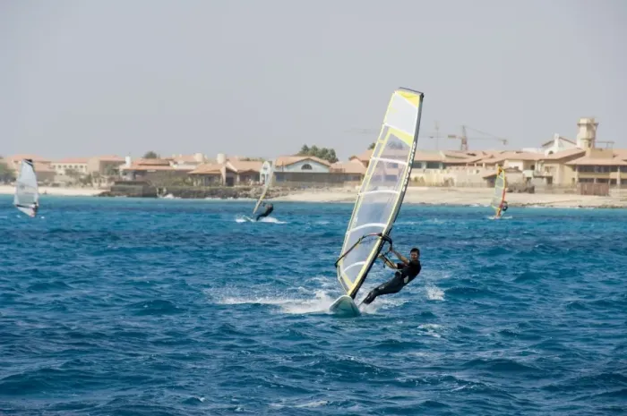 Framed Print : Wind surfing at Santa Maria on the island of Sal (Salt), Cape Verde Islands, Africa Framed Print : Wind surfing at Santa Maria on the island of Sal (Salt), Cape Verde Islands, Africa