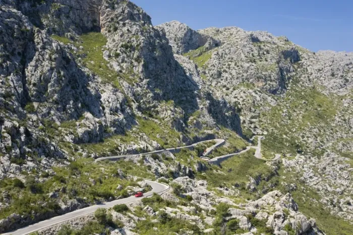 Framed Print : The winding mountain road to Sa Calobra, Mallorca, Balearic Islands, Spain, Europe Framed Print : The winding mountain road to Sa Calobra, Mallorca, Balearic Islands, Spain, Europe