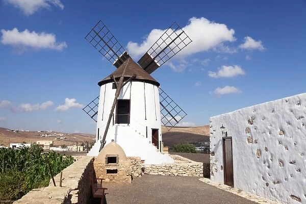 Windmill museum (Centro de Interpretacion de los Molinos), Tiscamanita, Fuerteventura, Canary Islands, Spain, Europe