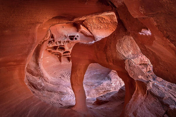 Windstone Arch (The Fire Cave), Valley of Fire State Park, Nevada, United States of America, North America