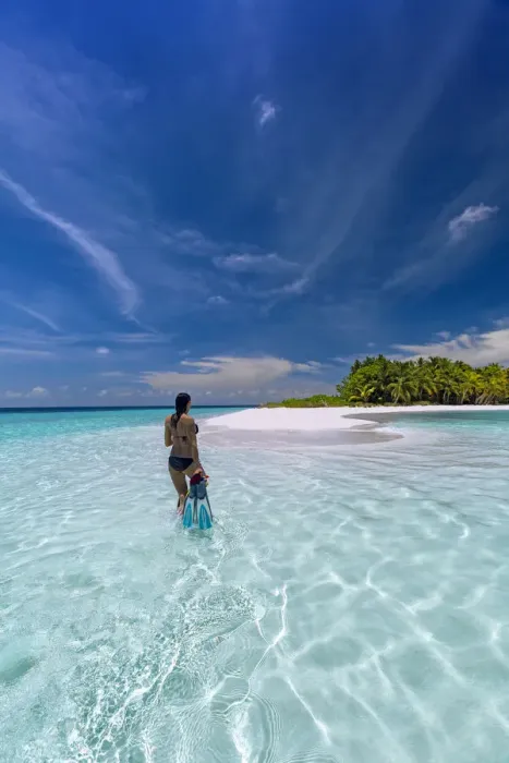 Framed Print : Woman with snorkelling gear on tropical beach, The Maldives, Indian Ocean, Asia Framed Print : Woman with snorkelling gear on tropical beach, The Maldives, Indian Ocean, Asia