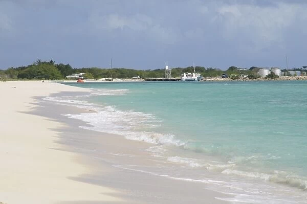 Wonderful sandy beach, Barbuda, Antigua and Barbuda, Leeward Islands, West Indies, Caribbean, Central America