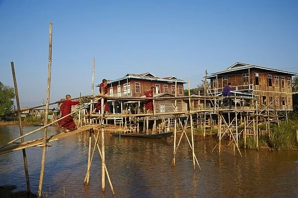 Wooden bridge, Ywama village, Inle Lake, Shan State, Myanmar (Burma), Asia