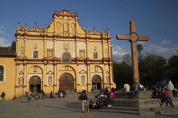 Wooden cross in front of the Cathedral of San Cristobal, founded in 1528, San Cristobal de las Casas, Chiapas, Mexico, North America
