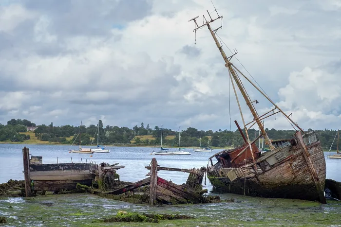 Framed Print : Wrecked boats by the waters edge at Pin Mill, near Ipswitch in the county of Suffolk, United Kingdom Framed Print : Wrecked boats by the waters edge at Pin Mill, near Ipswitch in the county of Suffolk, United Kingdom