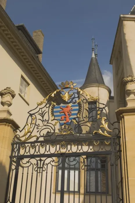 Framed Print : Wrought iron gate with coat of arms Framed Print : Wrought iron gate with coat of arms