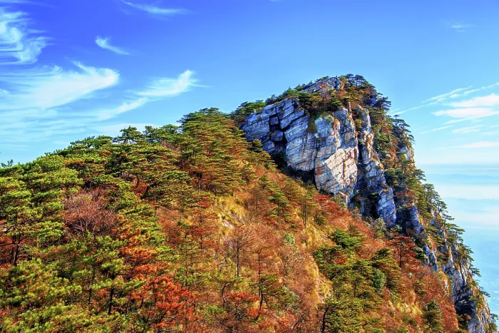 Framed Print : Wulao Feng (Five-Old-Man Peak) in Lushan (Mount Lu), UNESCO, Jiujiang City, Jiangxi, China Framed Print : Wulao Feng (Five-Old-Man Peak) in Lushan (Mount Lu), UNESCO, Jiujiang City, Jiangxi, China