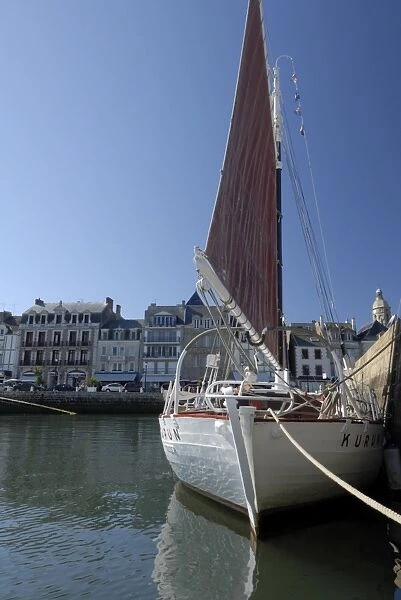 Yachting and fishing port, Le Croisic, Brittany, France, Europe