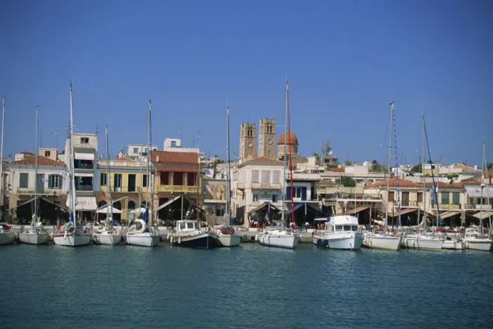 Framed Print : Yachts moored in harbour Framed Print : Yachts moored in harbour