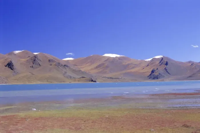 Framed Print : Yamdrok lake, central area, Tibet, China, Asia Framed Print : Yamdrok lake, central area, Tibet, China, Asia